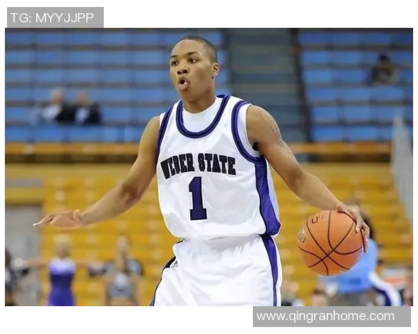 利拉德回应外界批评强调专注比赛不受干扰坚定自我信念